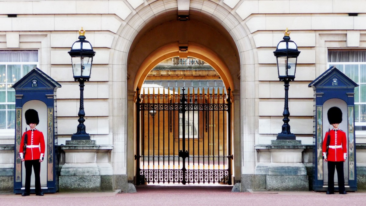 The Queen’s Life Guards outside Buckingham Palace